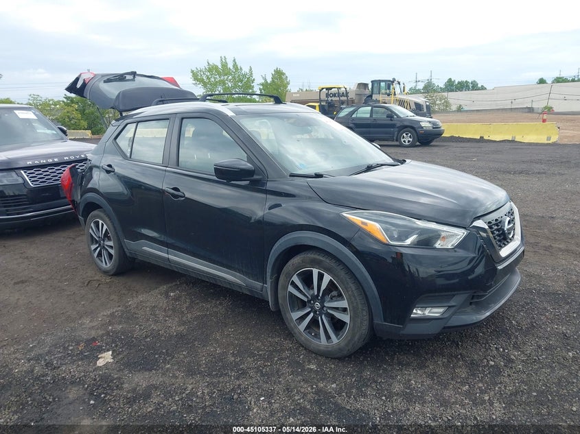 2018 Nissan Kicks Sr