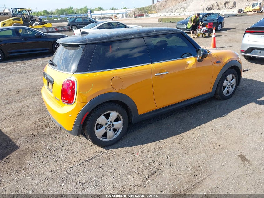 Vin: wmwxp5c59h2d16589, lot: 45603263, mini hardtop cooper 20174