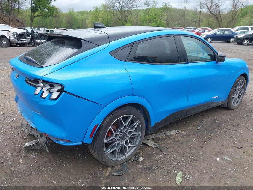 2024 FORD MUSTANG MACH-E auction photo 4