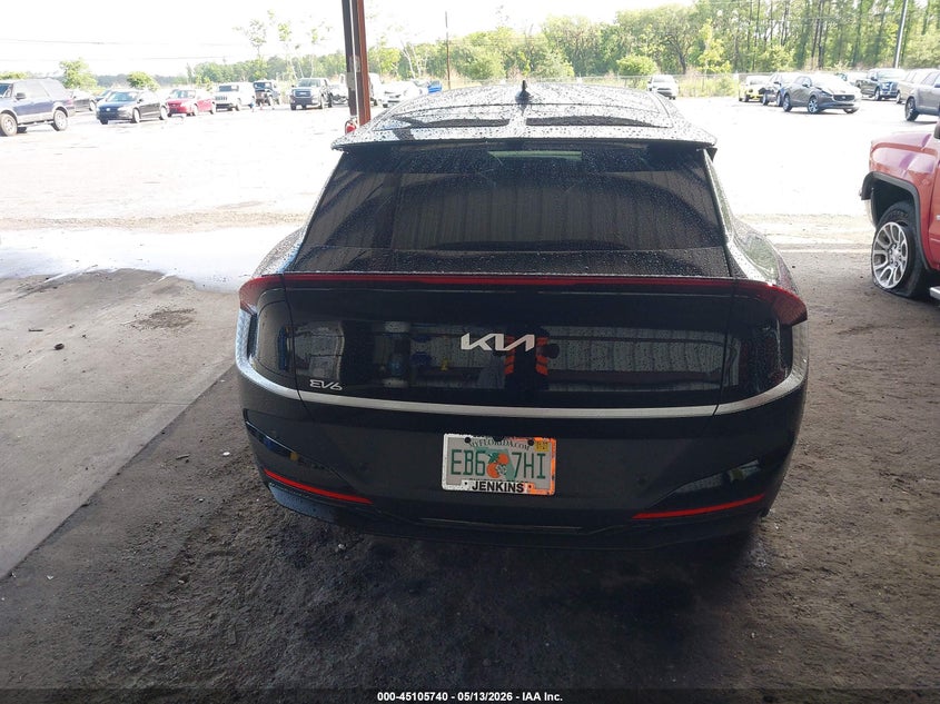 2025 Kia EV6 - view 17