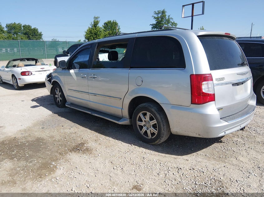 Vin: 2c4rc1bg1cr286739, lot: 45603423, chrysler town & country touring 20123