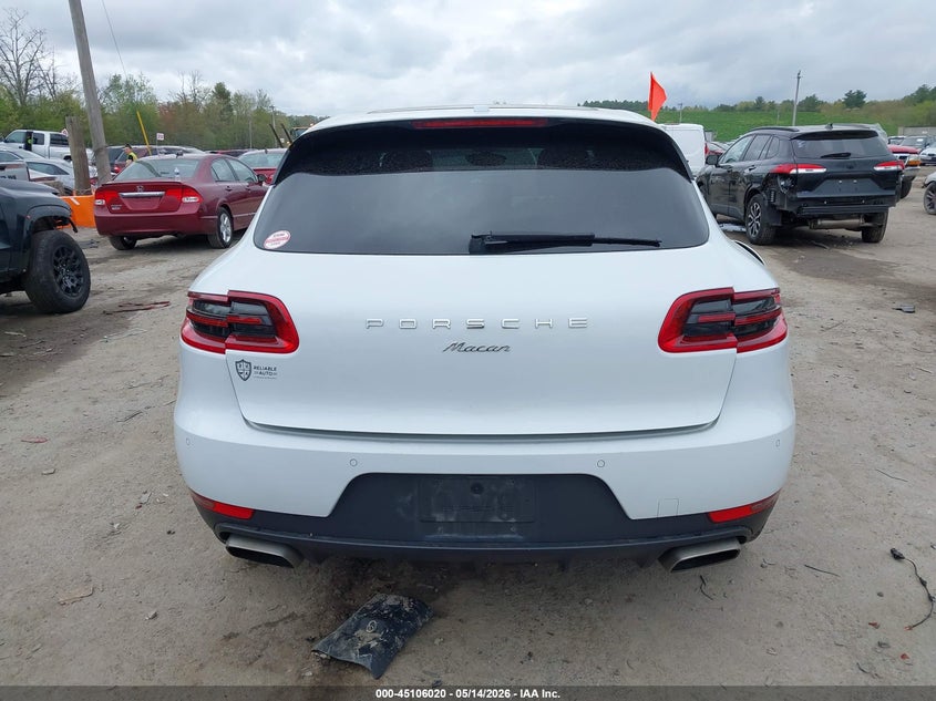PORSCHE MACAN - zdjecie 17