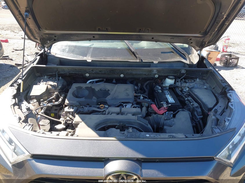 TOYOTA RAV4 - zdjęcie 10