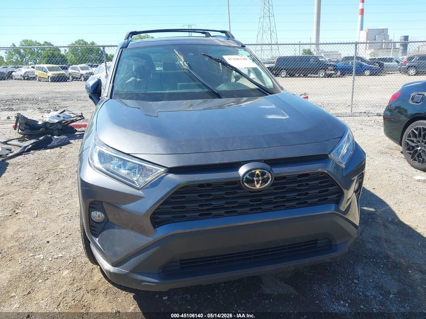 TOYOTA RAV4 - zdjęcie 13