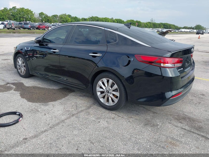 Vin: 5xxgt4l36jg199364, lot: 45603849, kia optima s 20183