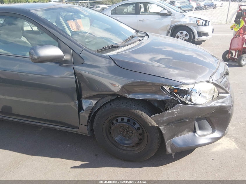 2011 TOYOTA COROLLA auction photo 6