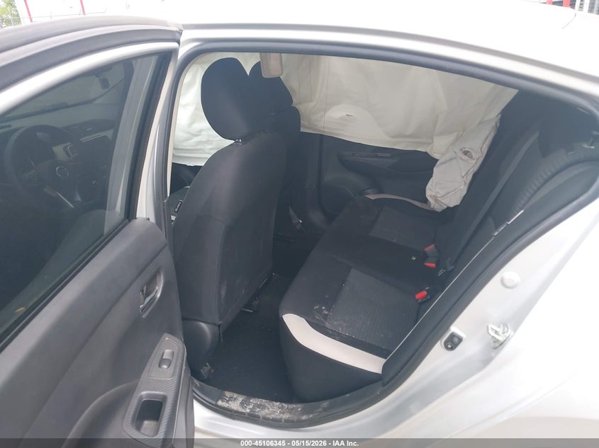 2021 NISSAN VERSA SV XTRONIC CVT · Фото 8