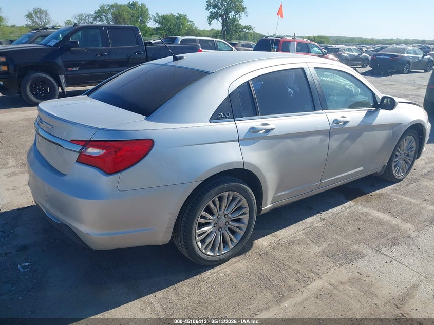 Vin: 1c3ccbab4cn101117, lot: 45603997, chrysler 200 lx 20124