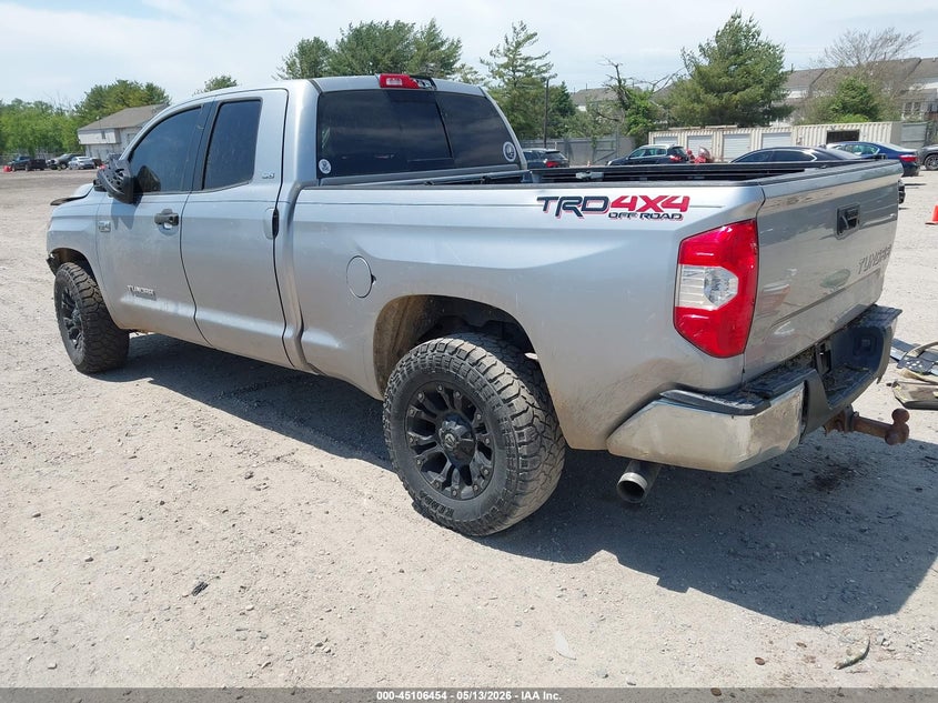 TOYOTA TUNDRA - zdjęcie 3