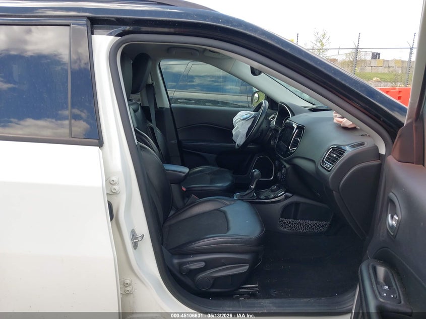 2018 JEEP COMPASS auction photo 5
