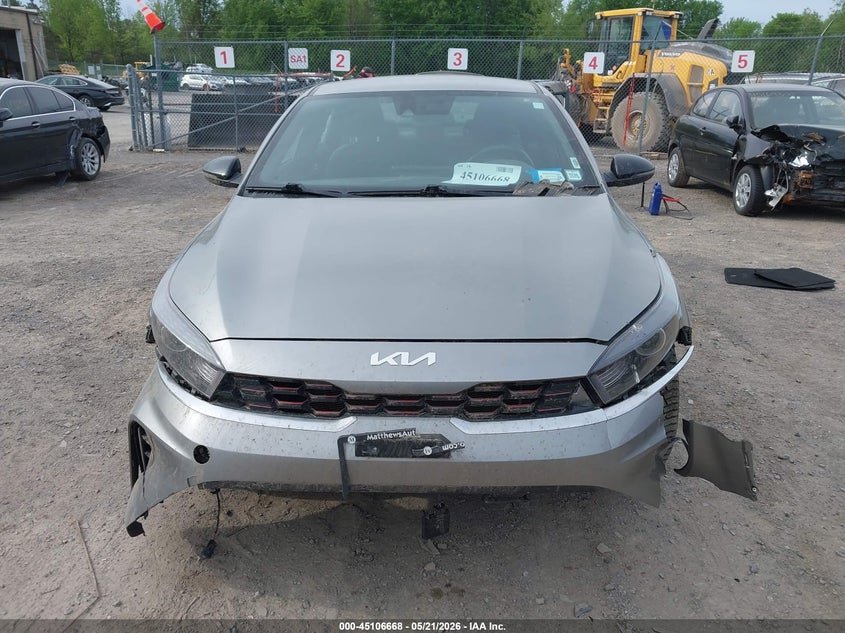 VIN 3KPF54AD8RE746608 2024 KIA FORTE GT-LINE