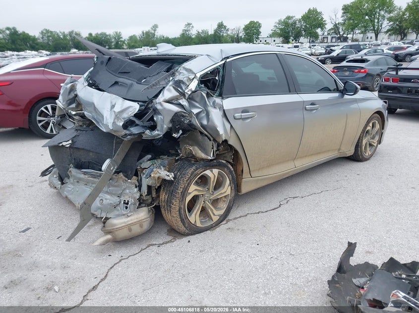 2018 HONDA ACCORD auction photo 4