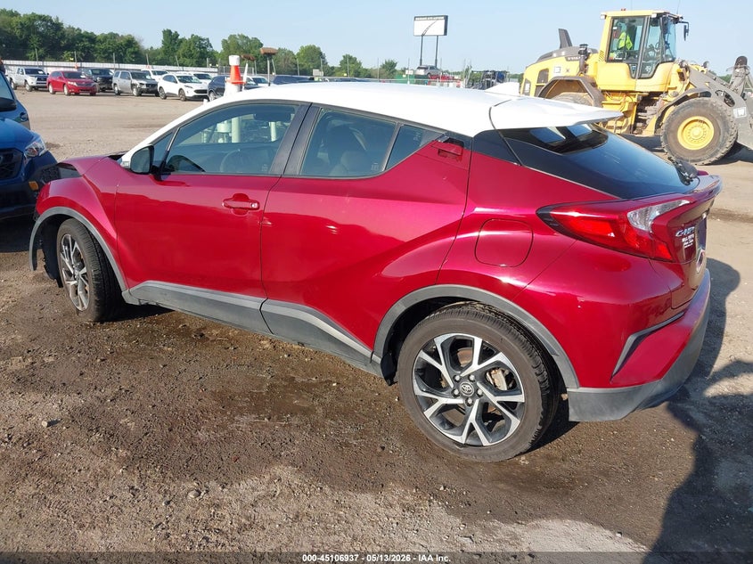 2018 TOYOTA C-HR auction photo 3
