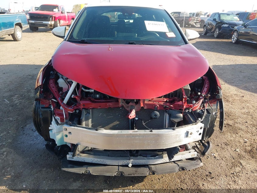 2018 TOYOTA C-HR auction photo 6