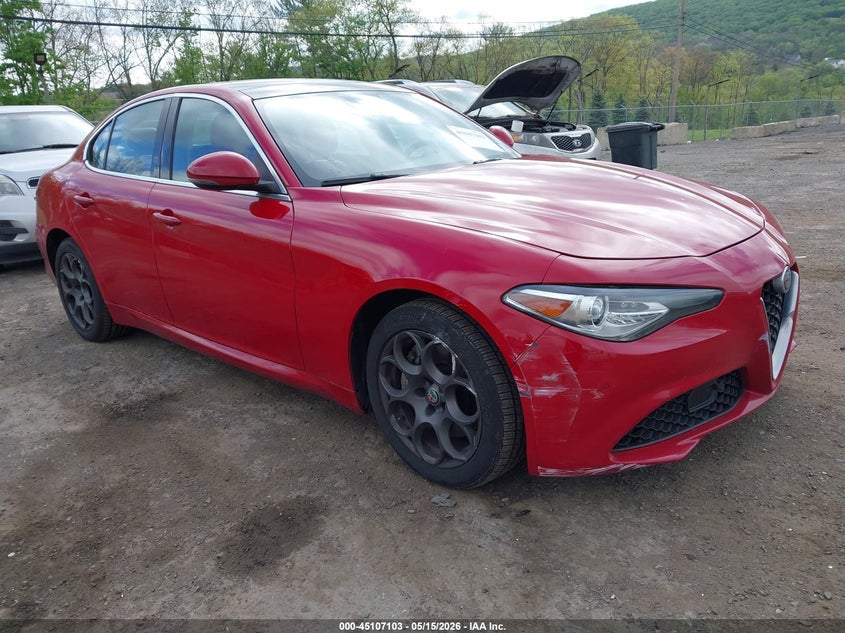 Vin: zarfaednxh7548588, lot: 45604687, alfa romeo giulia awd 2017 img_1