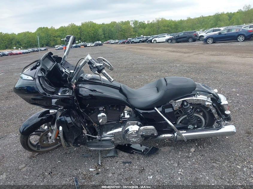 2015 Harley-Davidson Fltrx Road Glide VIN: 1HD1KHM11FB635563 Lot: 45107157