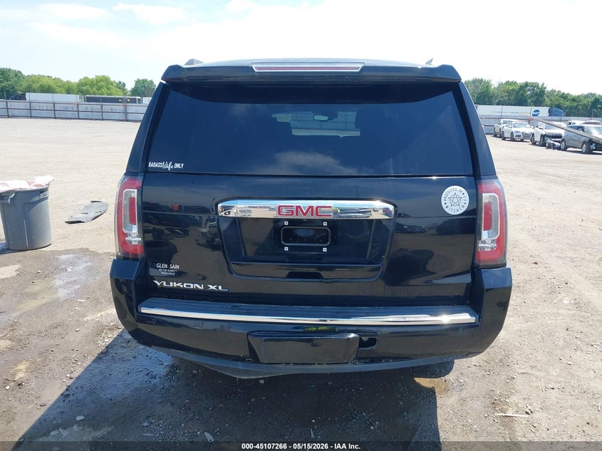 GMC YUKON XL - zdjęcie 17