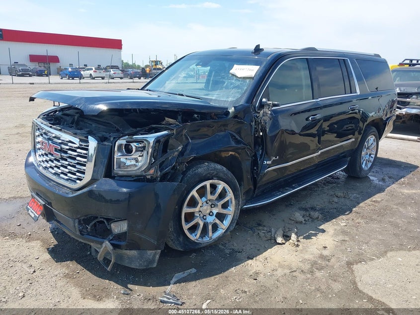 GMC YUKON XL - zdjęcie 2