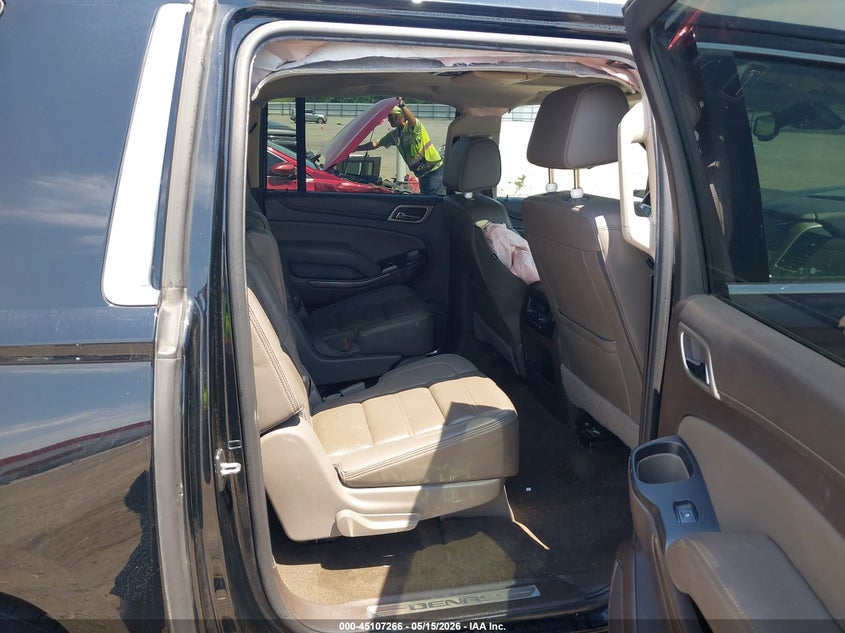 GMC YUKON XL - zdjęcie 8