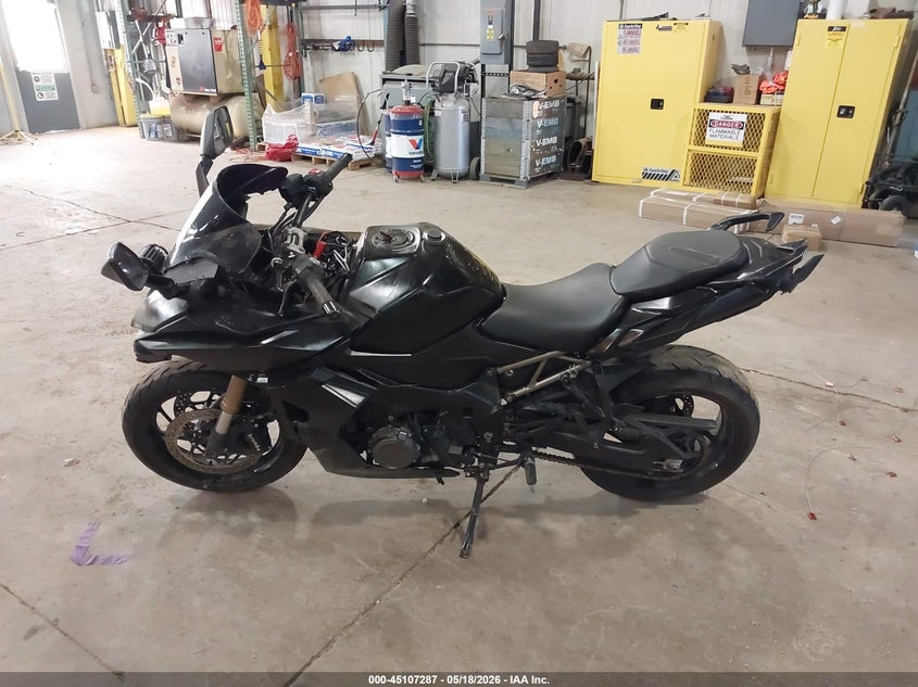 2023 Suzuki Gsx1000 Gt/Gt+ VIN: JS1EK12B0P7100213 Lot: 45107287