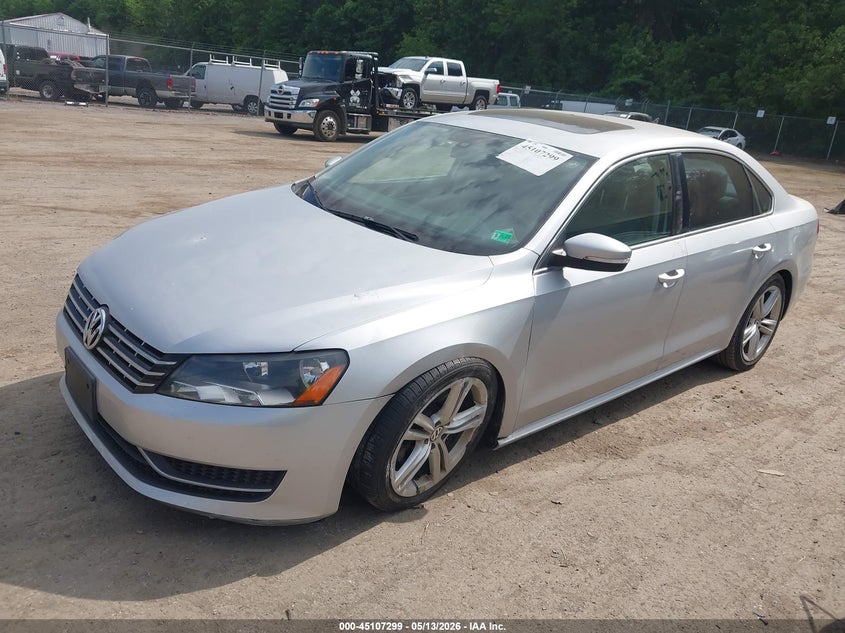 2014 Volkswagen Passat 2.0l Tdi Se 1VWBN7A38EC072966 photo 1