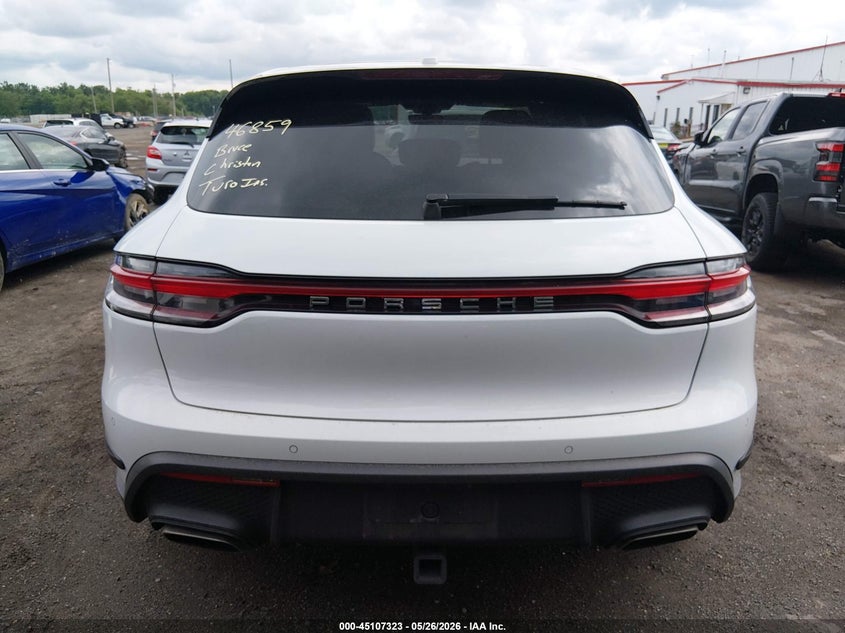 2022 Porsche Macan VIN: WP1AA2A52NLB01696 Lot: 45107323