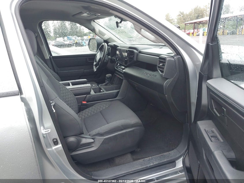 VIN 5TFKB5DB0NX001112 2022 TOYOTA TUNDRA SR