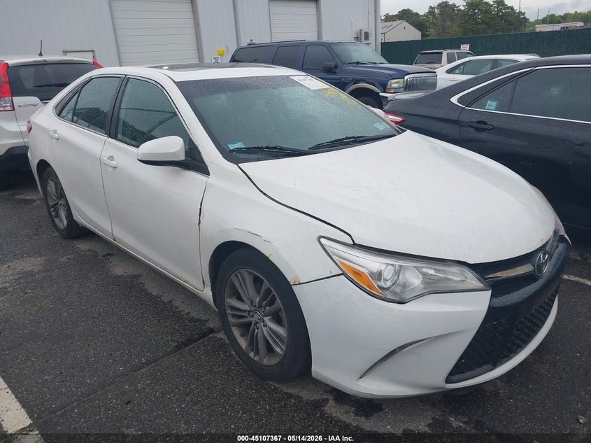 2017 TOYOTA CAMRY SE