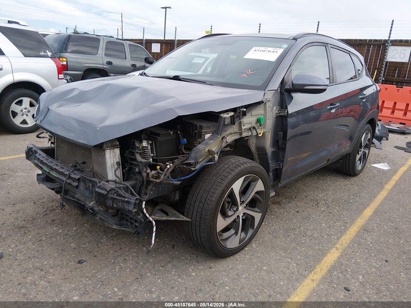 2018 HYUNDAI TUCSON auction photo 2