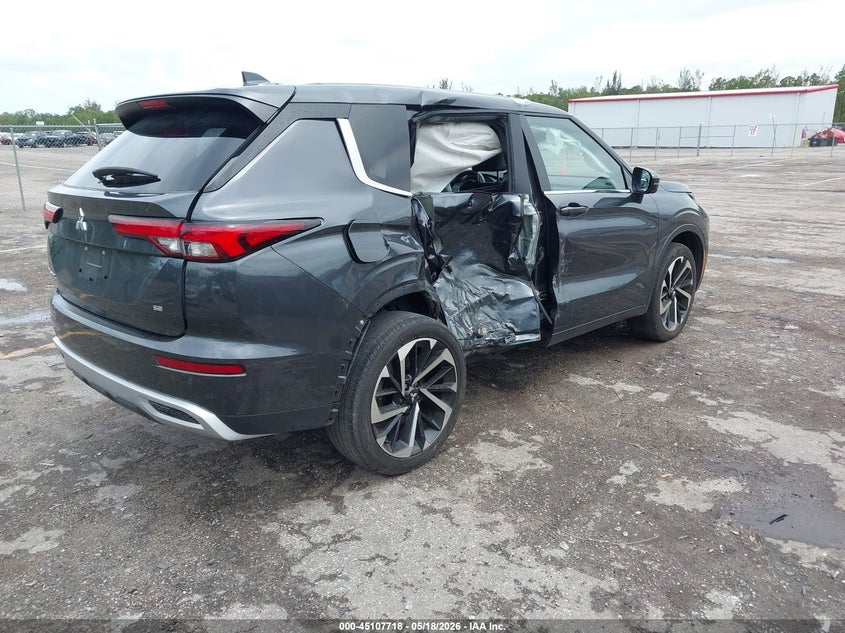 Vin: ja4j3va86rz089878, lot: 45605302, mitsubishi outlander se 2.5 2wd/se black edition s-awc/se black edition w/pano roof s-awc 20244