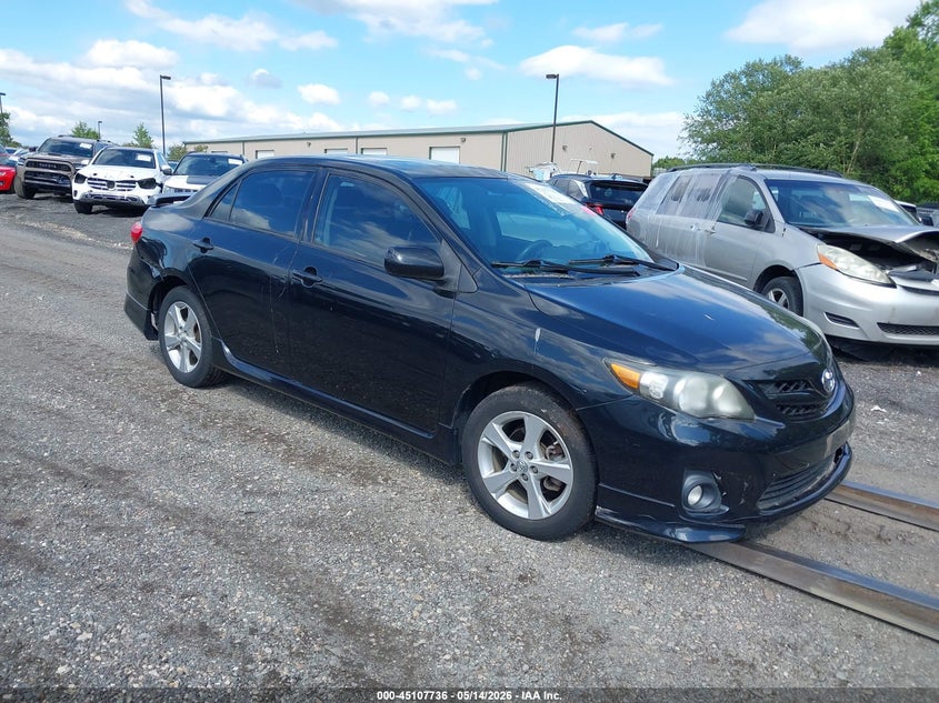 Vin: 2t1bu4ee9bc702481, lot: 45605320, toyota corolla s 2011 img_1