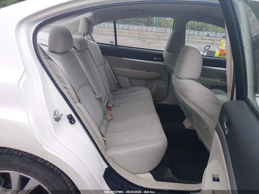 2014 SUBARU LEGACY SEDAN 2.5L H-4 DOHC, VVT, 173HP