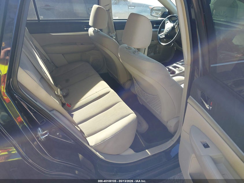 2014 SUBARU OUTBACK auction photo 8