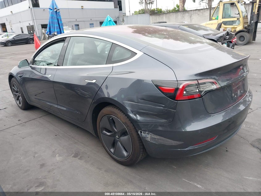 Vin: 5yj3e1ea5jf018910, lot: 45606248, tesla model 3 long range/mid range 20183
