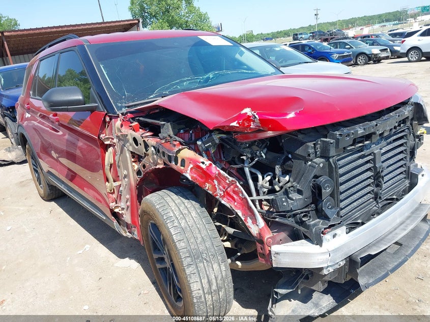 2023 Ford Explorer Xlt