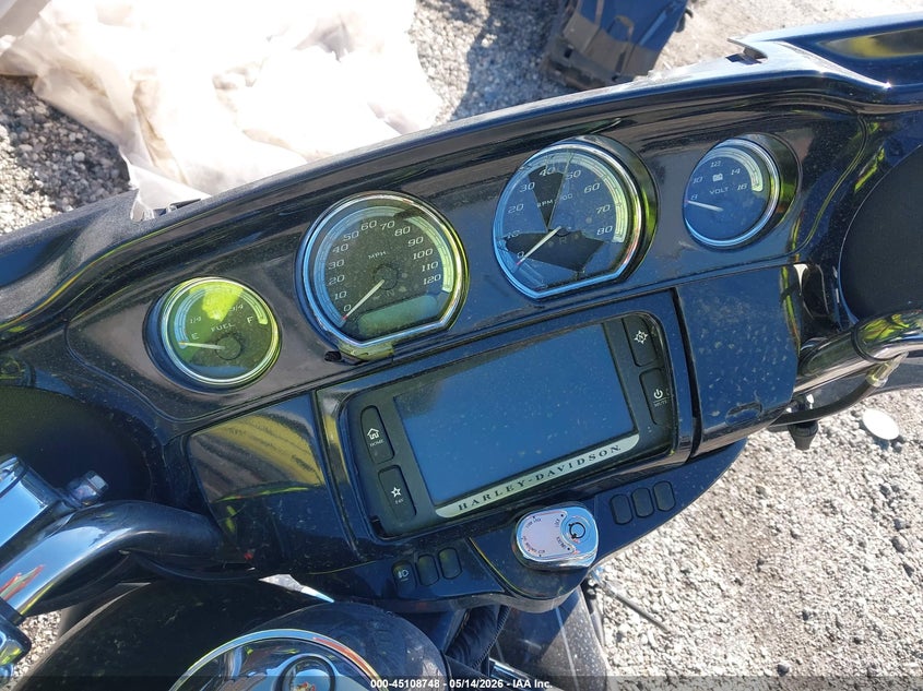 2014 HARLEY-DAVIDSON FLHTK auction photo 7