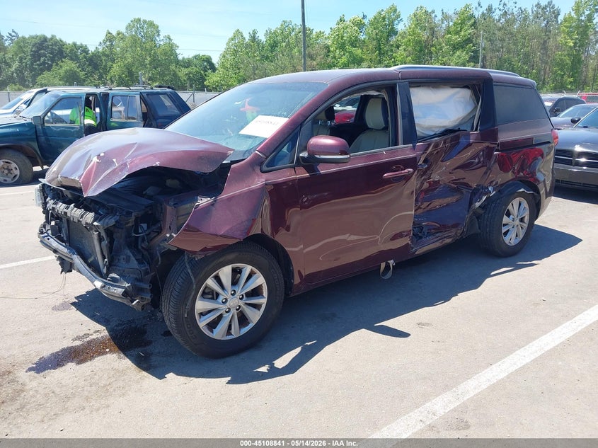 VIN KNDMB5C12H6328171 2017 KIA SEDONA LX