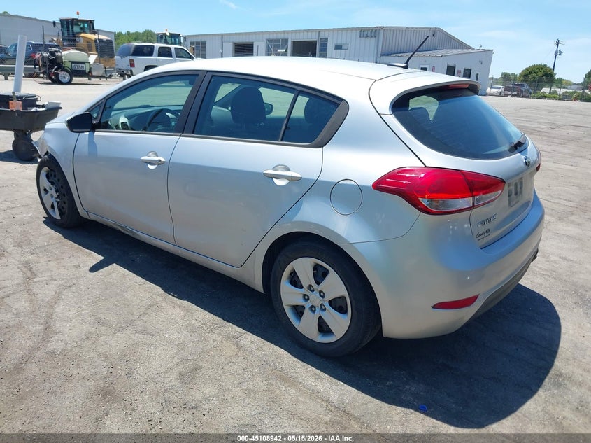 2016 KIA FORTE auction photo 3