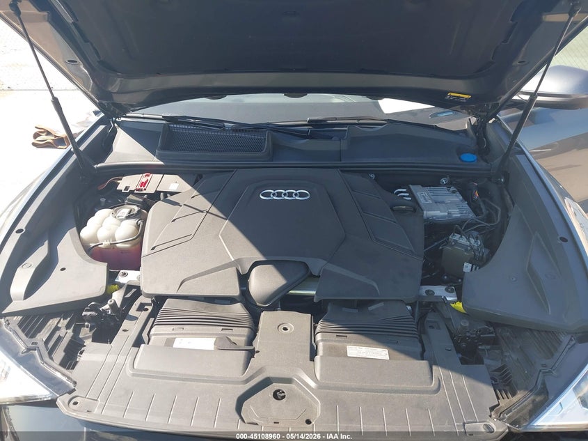 2022 Audi Q8 Prestige 55 Tfsi Quattro Tiptronic VIN: WA1FVBF10ND011372 Lot: 45108960