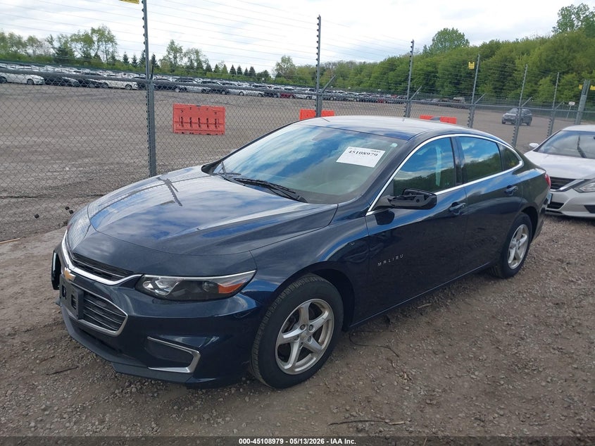 2018 CHEVROLET MALIBU auction photo 2
