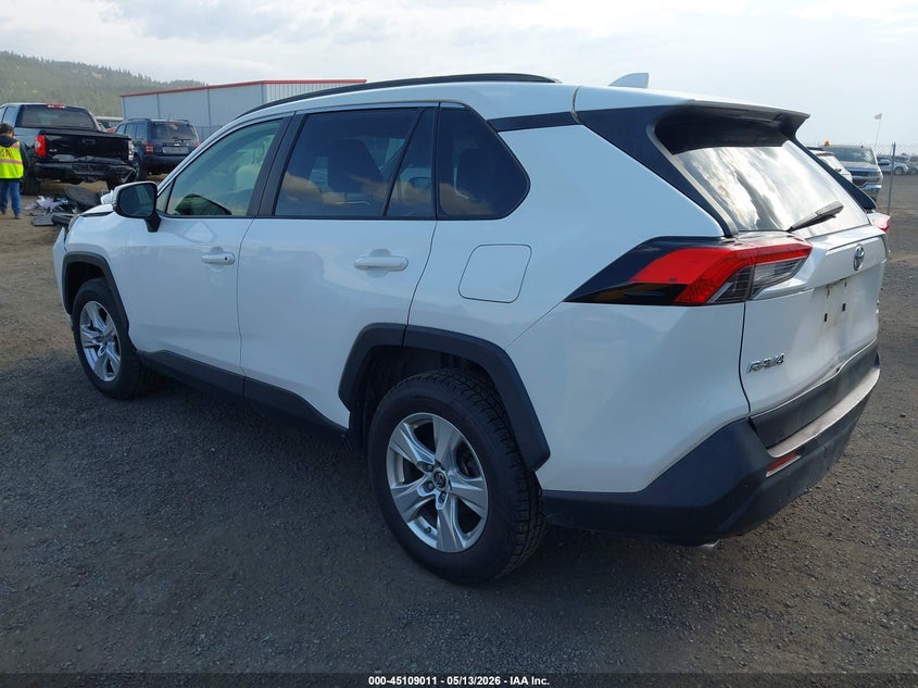 AtlanticExpress - Toyota RAV4