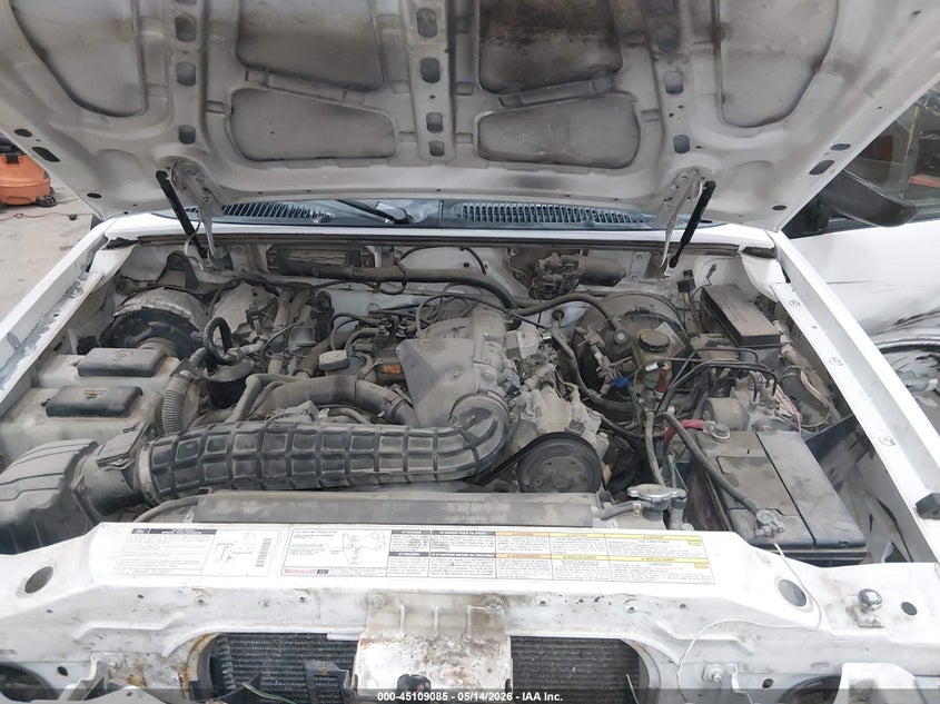 1999 Ford Explorer Xl/Xlt VIN: 1FMZU34X3XZA76785 Lot: 45109085