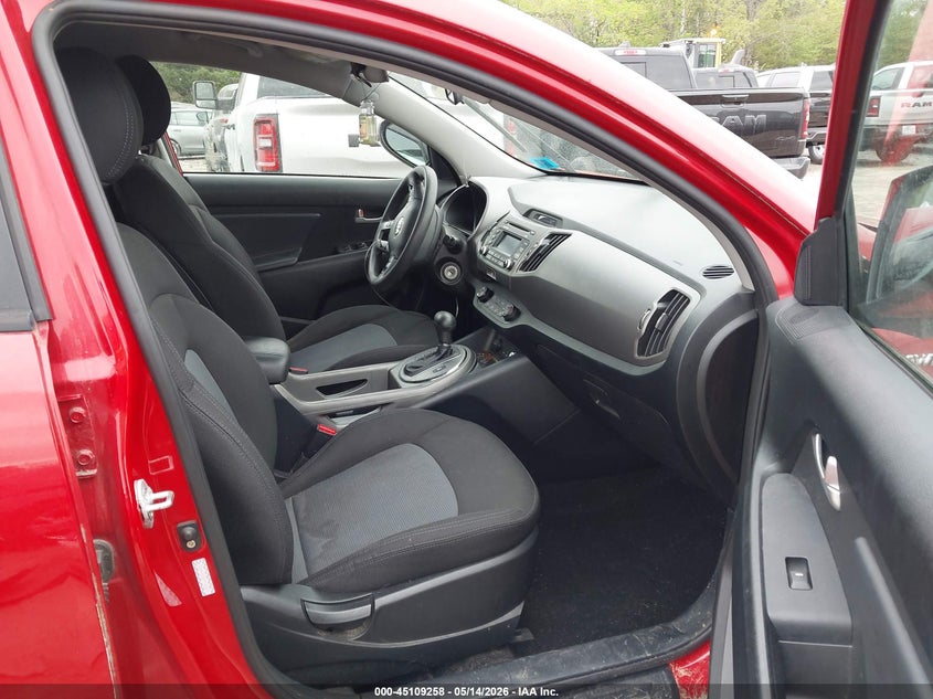 2014 KIA SPORTAGE auction photo 5