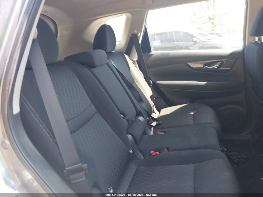 VIN KNMAT2MT3HP537444 2017 NISSAN ROGUE S