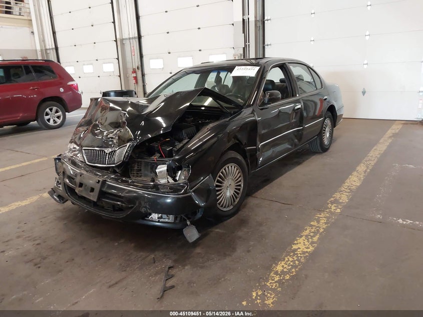 1996 INFINITI I30 auction photo 2