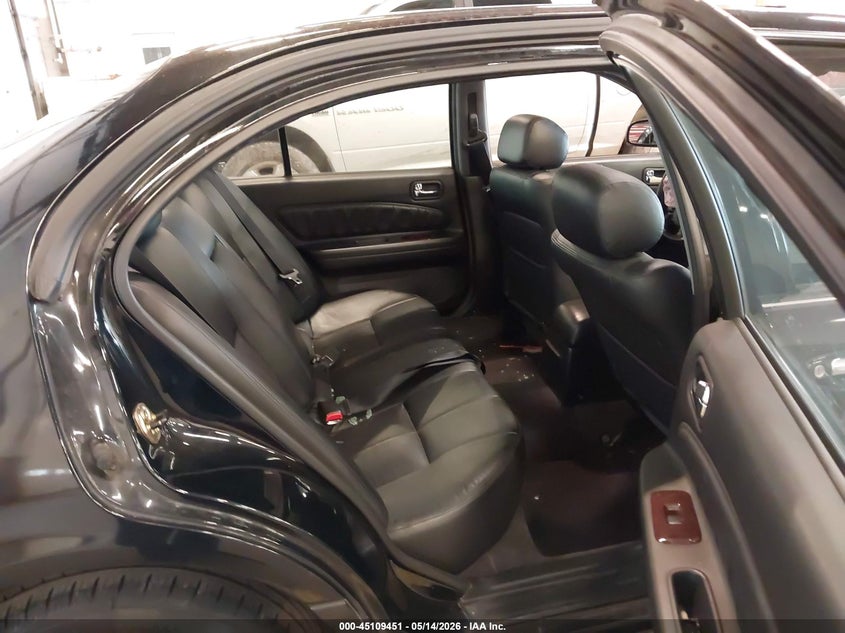 1996 INFINITI I30 auction photo 8