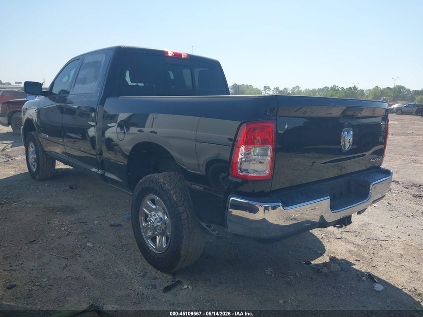 Vin: 3c6ur5cl0ng326238, lot: 45607151, ram 2500 tradesman  4x4 6'4 box 20223