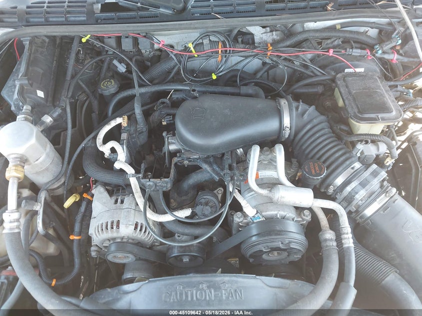 1996 GMC Jimmy VIN: 1GKDT13WXT2542394 Lot: 45109642