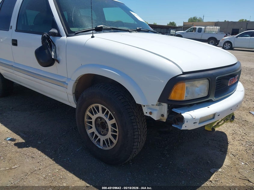 1996 GMC Jimmy VIN: 1GKDT13WXT2542394 Lot: 45109642