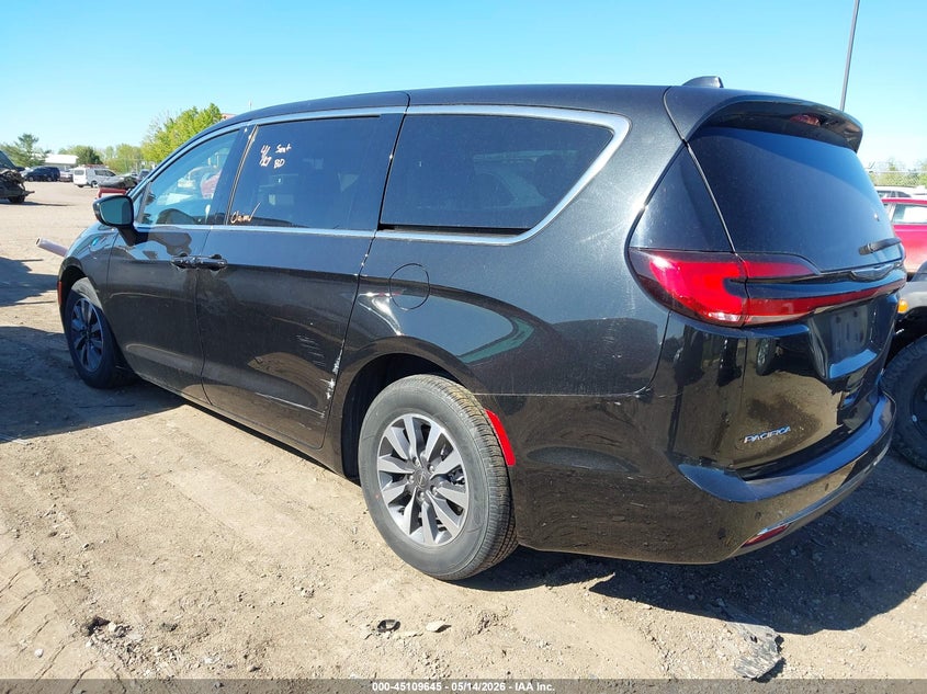 Vin: 2c4rc1l77pr572471, lot: 45607229, chrysler pacifica hybrid touring l 20233